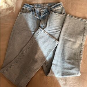 Abercrombie & Fitch Curve Love Ultra High Rise 90s Straight Jean